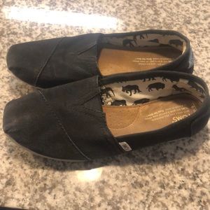 TOMS black slip ons
